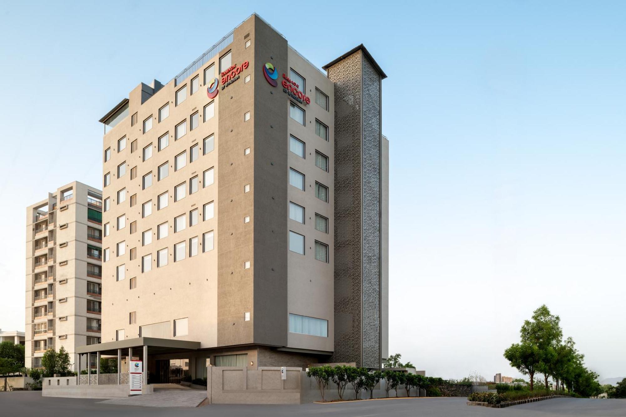 Ramada Encore By Wyndham Udaipur Roopnagar Экстерьер фото